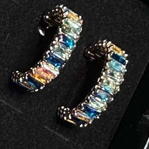 Gold tone & rhinestone earring set. Open hoop, rectangle stones. Sparkly.